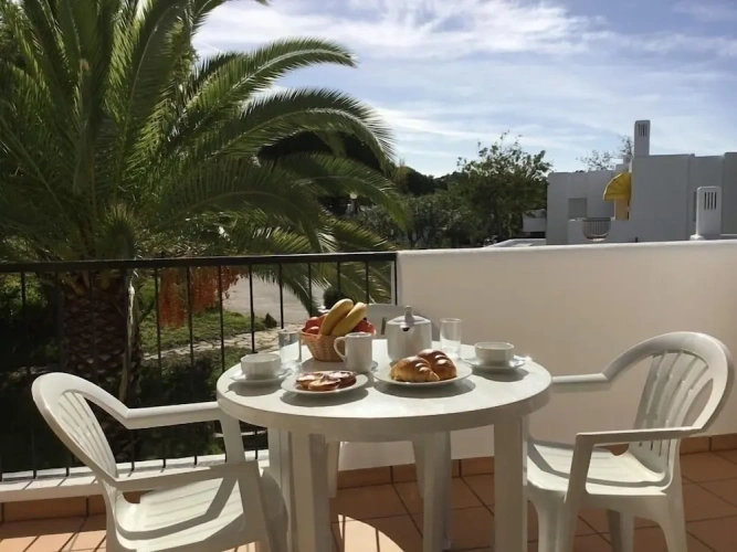 1 Bedroom Deluxe Apartment