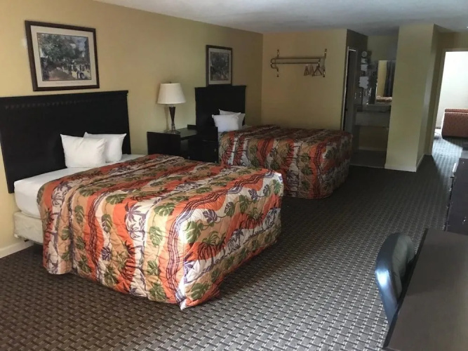 Royal Inn