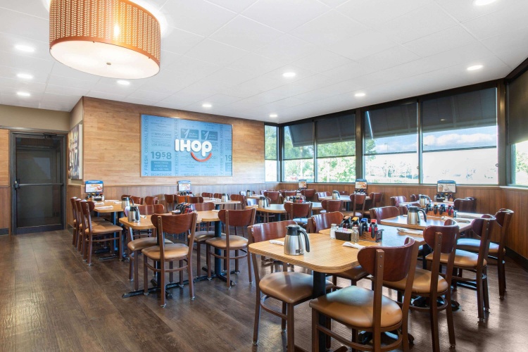 Days Inn by Wyndham Orlando Conv Center/International Drive photo 20