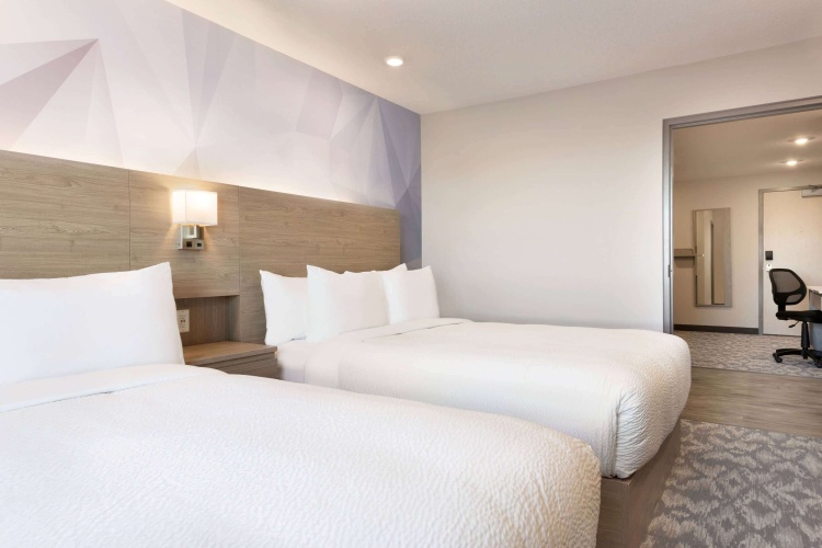 Days Inn By Wyndham Calgary North Balzac photo 6