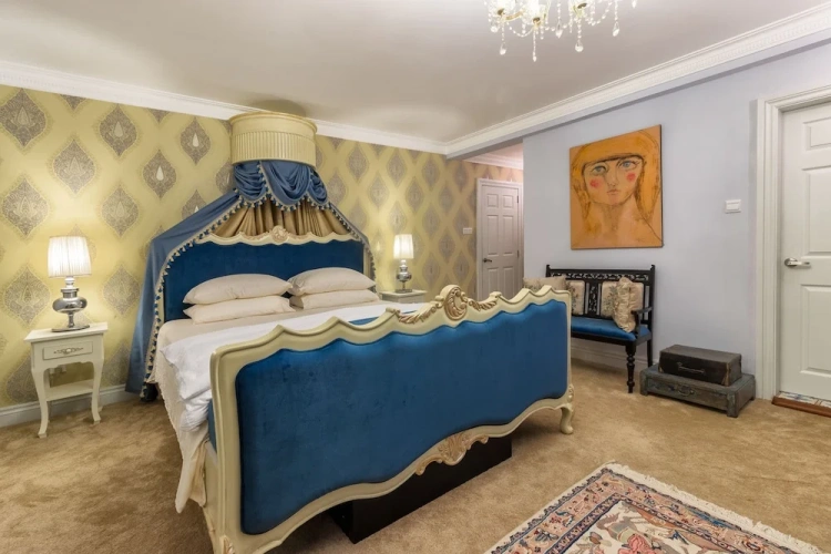 Deluxe Double room with balcony and with mountain view