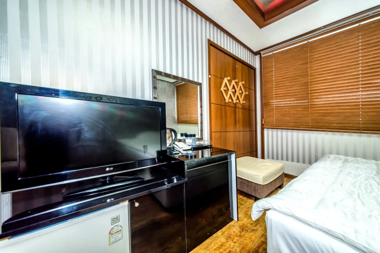 Gukje Hotel
