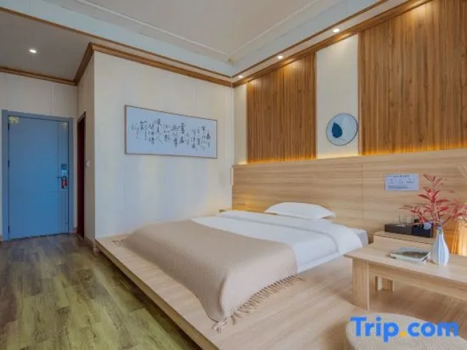 Standard Double room with view