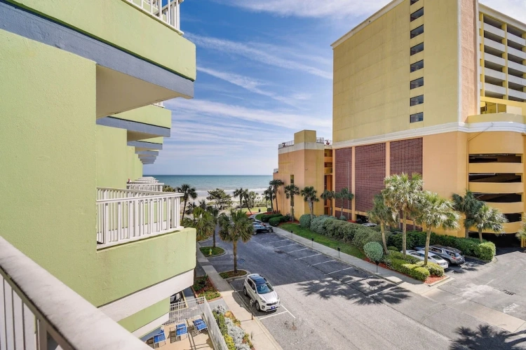 1 Bedroom Apartment with balcony