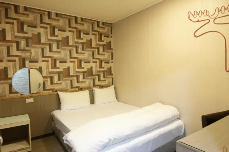 Baoshan Hotel