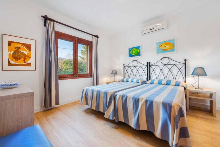 3 Bedrooms Villa