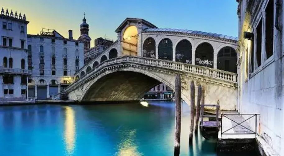 Best Venice Apartments
