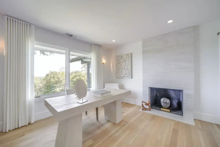 Luxurious Mountain Retreat w/ Long Range Views!