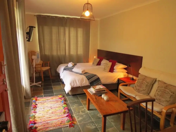 8 Landsdowne Bed and Breakfast