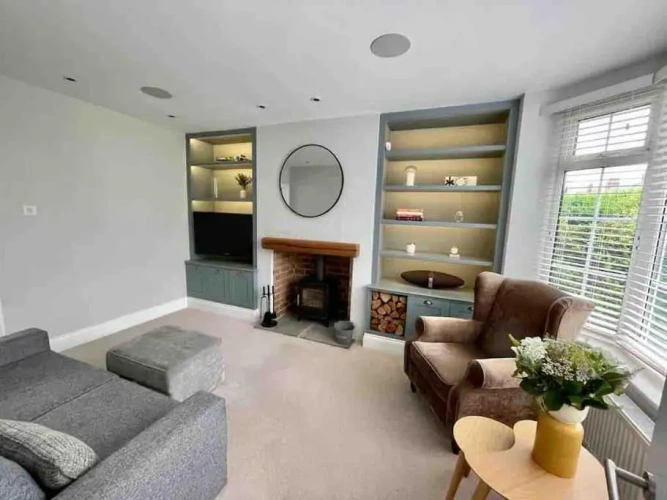 2 Bedrooms Cottage