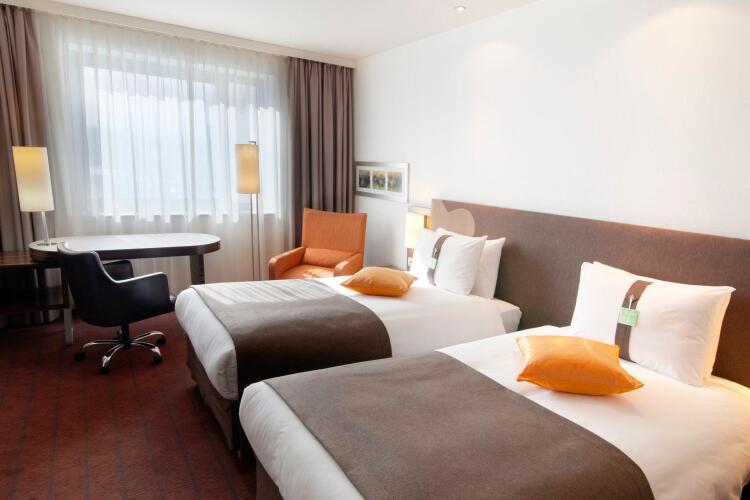 Фотография номера гостиницы Holiday Inn Almaty