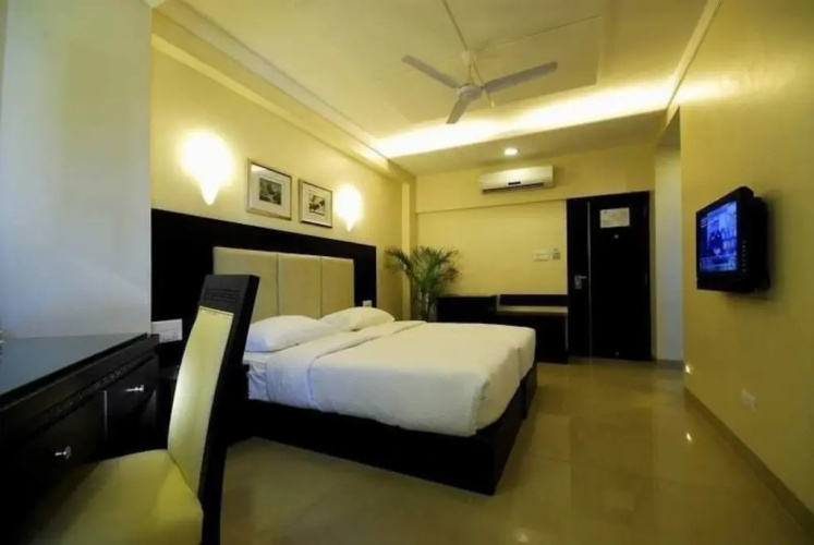 The Ren Hotels