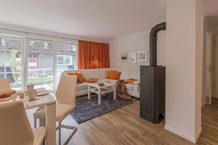Les Belles, Haus Davide, FW Exclusive, Whg 7