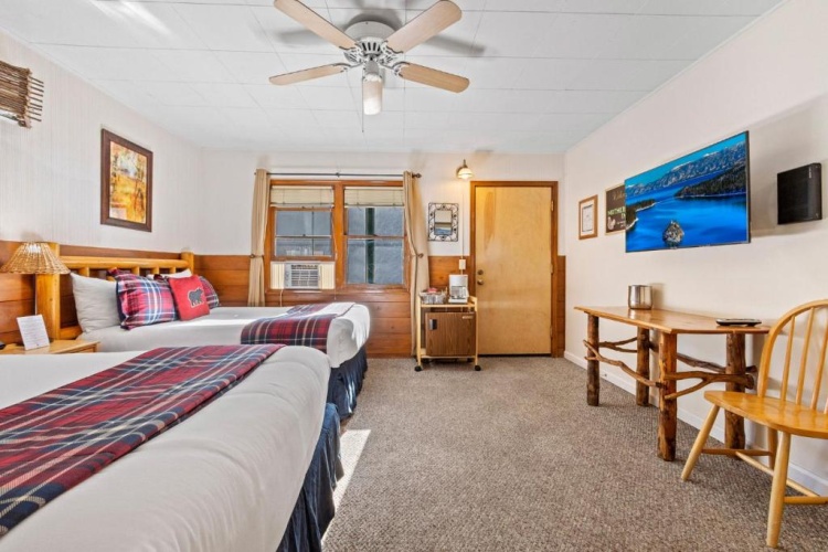 Classic Quadruple room