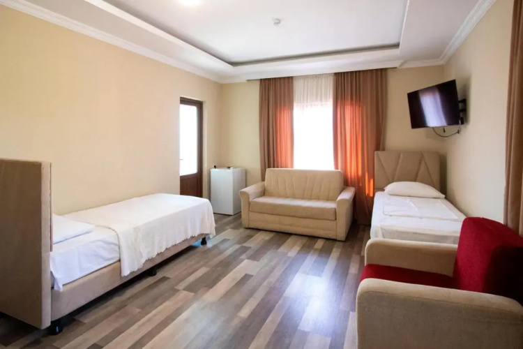 Hotel Smile