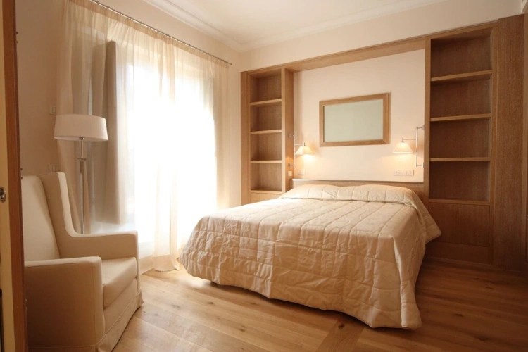2 Bedrooms Apartment