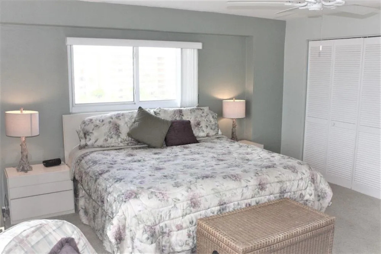 Jamaica Royale 506 - 2 Br Condo
