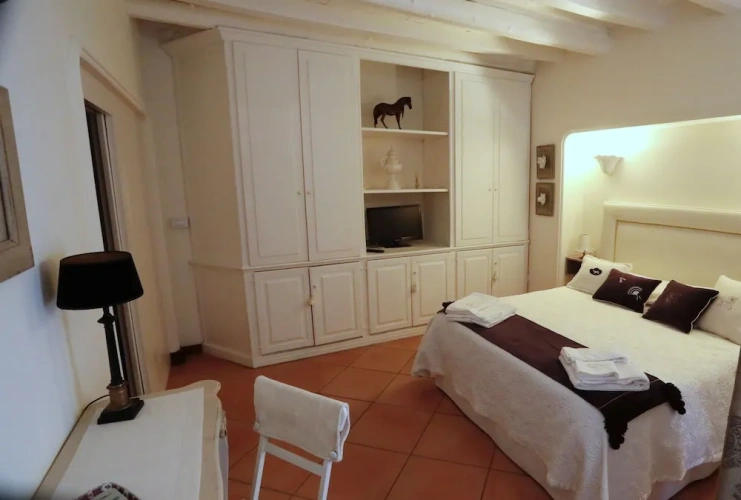 2 Bedrooms Standard Family room