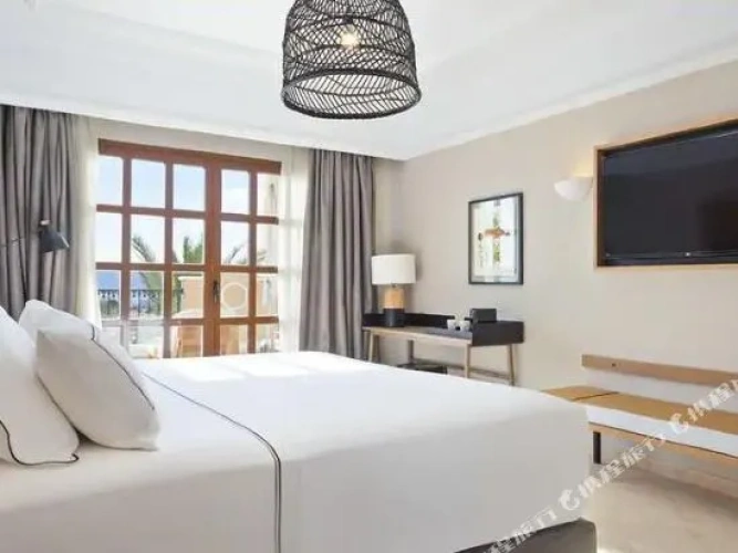 Grand The Level Double Suite
