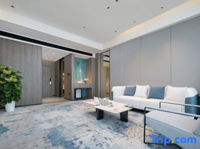 Double Suite with lake view