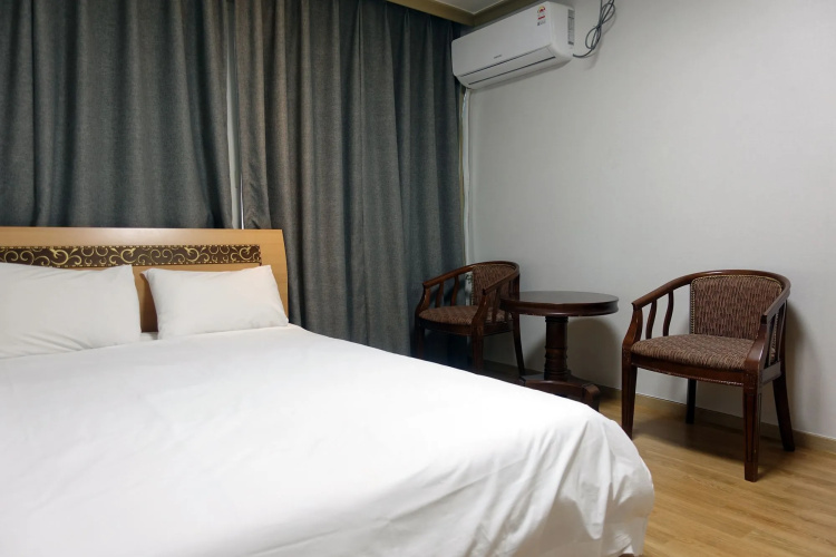 Gallery Hotel BnB