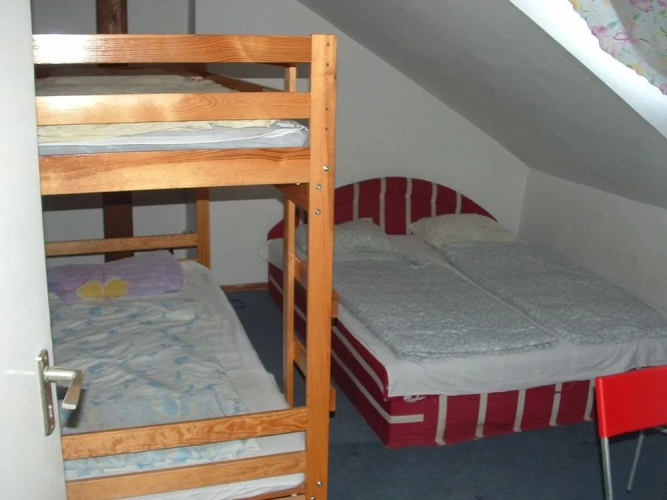 Ace Apartments Hostel