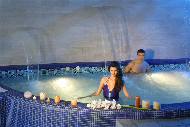 Hotel Fontana Olente