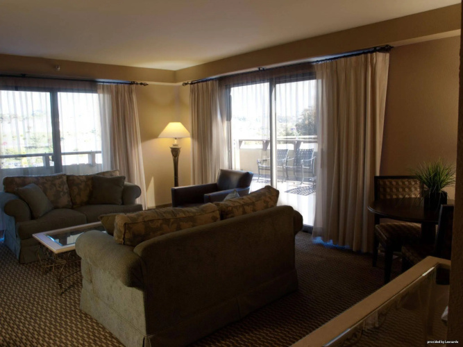 The Encinitan Hotel & Suites