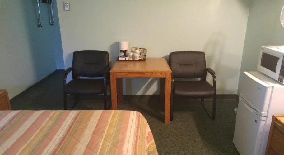 Robbers Roost Motel