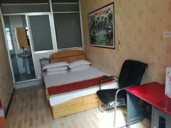 Longcheng Hotel