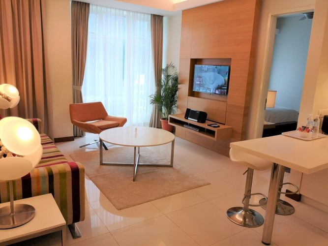 1 Bedroom Suite