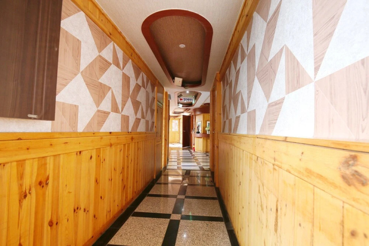 Gongju White Castle