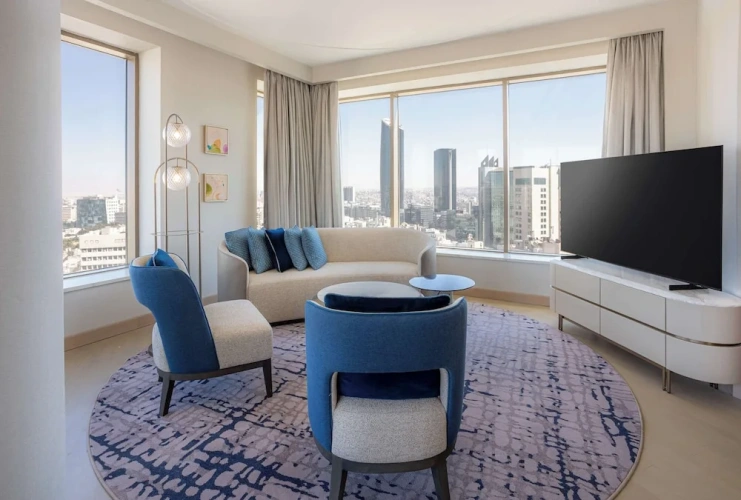 Ambassador Double Club Suite