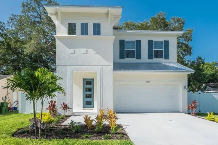 5 Bedrooms Cottage