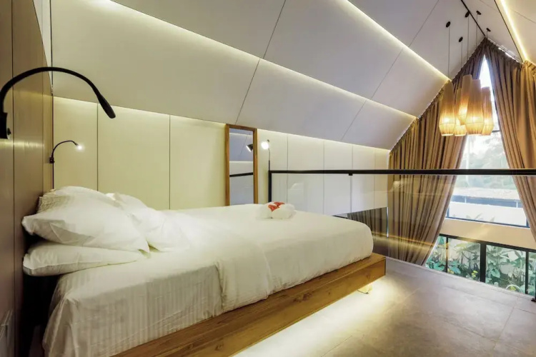 Moon Rock Villas