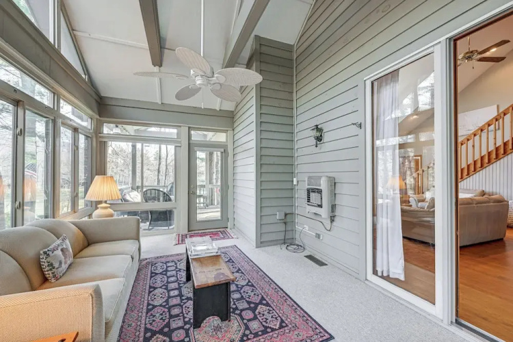< 1 Mi to Marina: Ford Mountain Retreat w/ Deck
