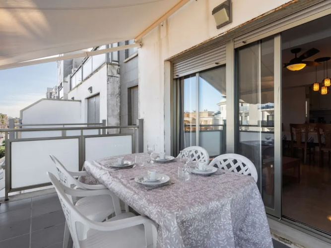 Pleasant Apartment in Oliva With Swimming Pool