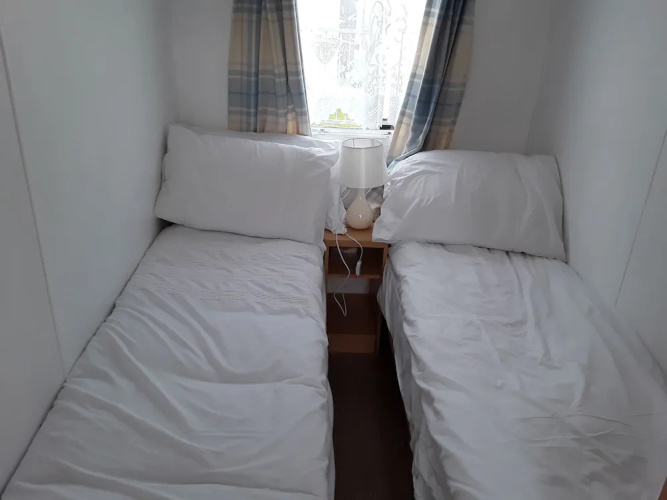 2 bed Caravan Approx 10 Mins From Beach Suzie 2