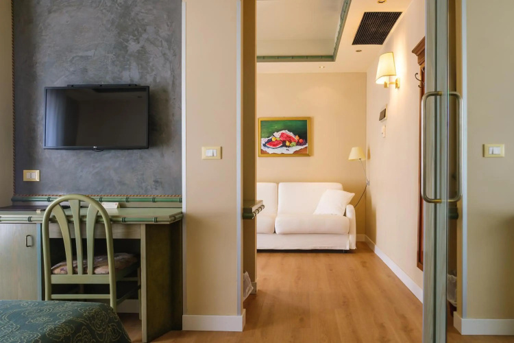 Hotel Montecarlo