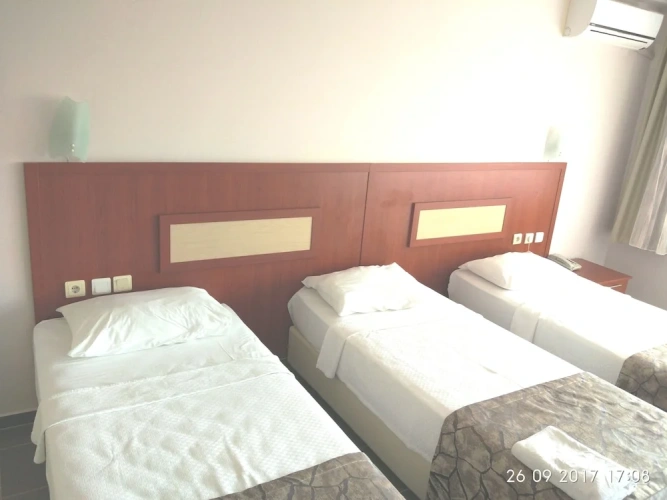 Standard Triple room with balcony