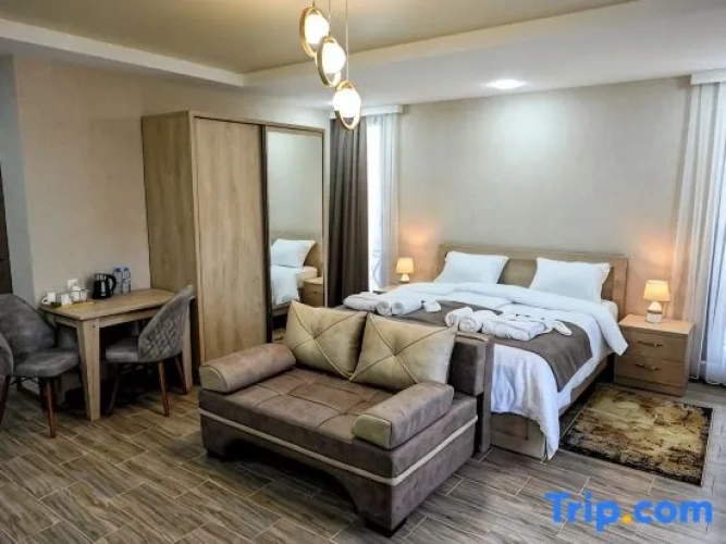 Deluxe Double room with balcony