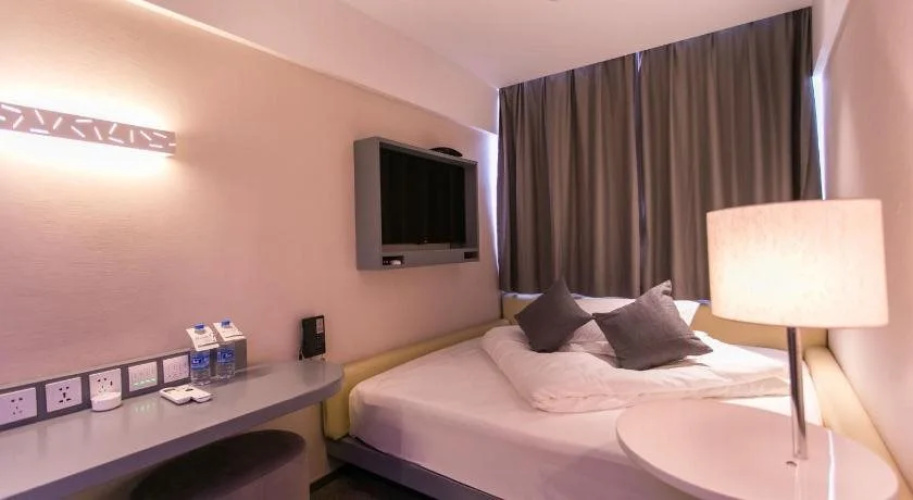 Zsmart Hotel
