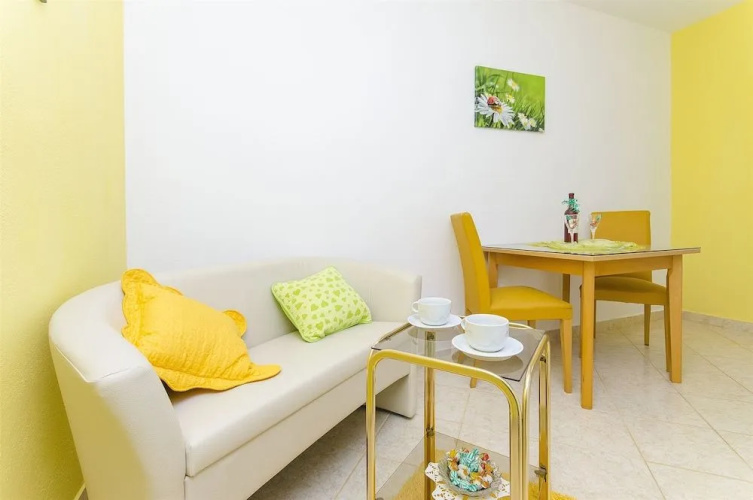 Apartments Zvonimir