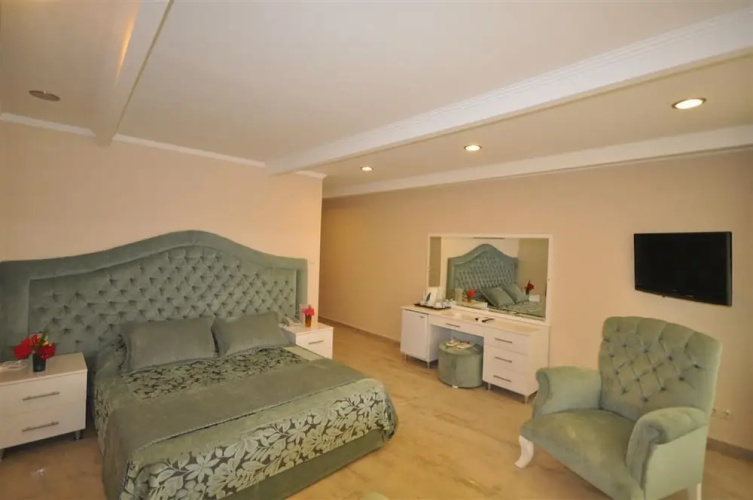 Assos Park Otel