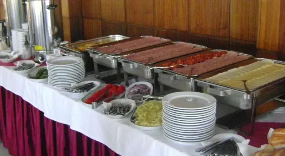 Piramis Hotel