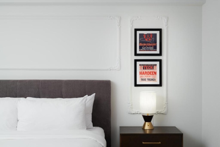Deluxe Double Suite