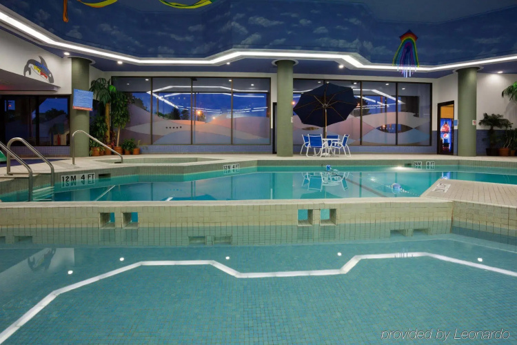 Holiday Inn Winnipeg South by IHG