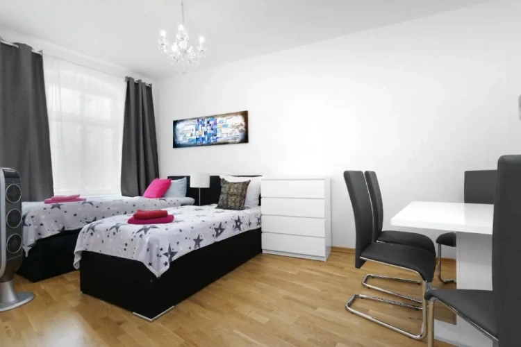 1 Bedroom Apartment with view