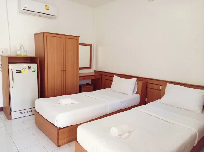 Standard Twin room with balcony