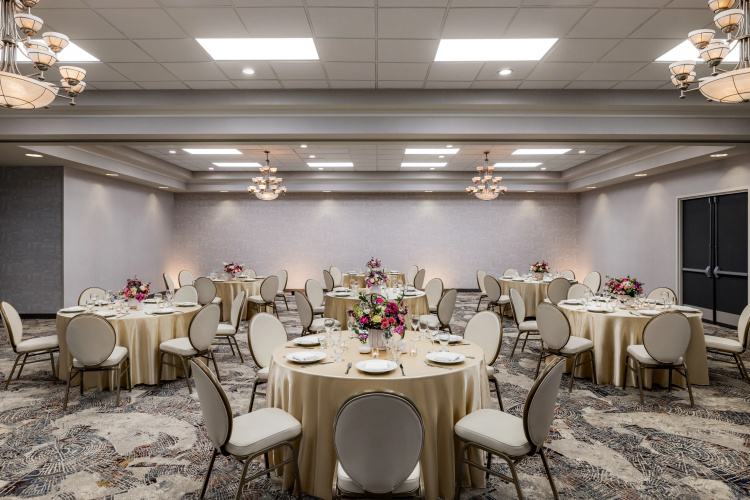 Crowne Plaza Auburn Hills photo 33